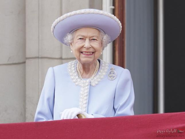 الملكة اليزابيث الثانية-ملكة بريطانيا